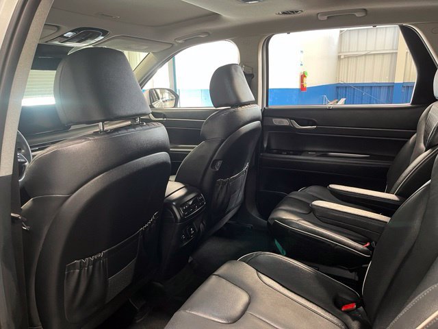 Used 2025 Hyundai Palisade Limited FWD image 18