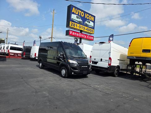 Used 2024 RAM ProMaster 3500 w/ Convenience Group FWD image 25