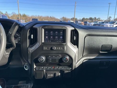 Used 2022 Chevrolet Silverado 1500 Custom image 14