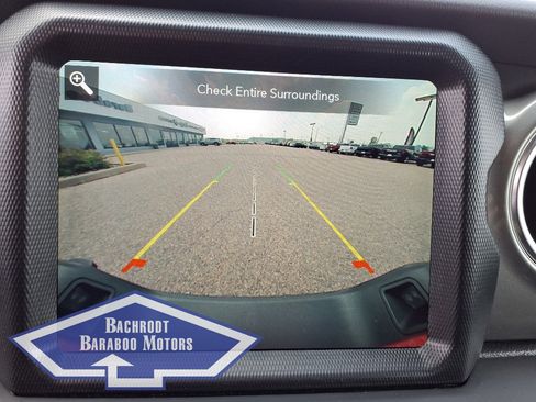 Used 2022 Jeep Gladiator Overland w/ Cold Weather Group image 29