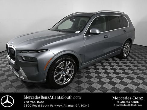 Used 2023 BMW X7 xDrive40i w/ Executive Package AWD/4WD image 1