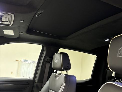 Used 2024 GMC Sierra 1500 AT4X w/ AT4X AEV Edition image 19