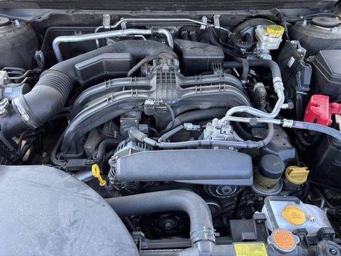 Used 2021 Subaru Outback Touring image 36