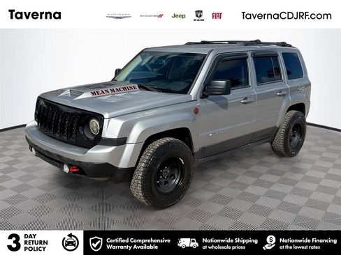 Used 2017 Jeep Patriot Latitude AWD/4WD image 1