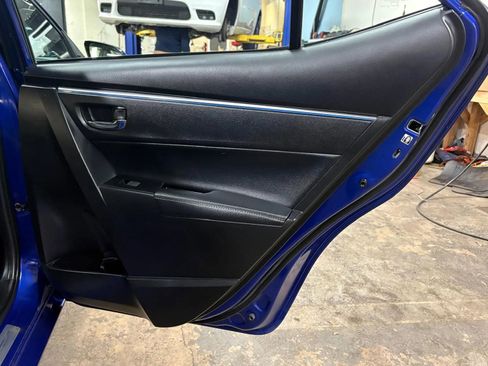 Used 2015 Toyota Corolla S FWD image 29