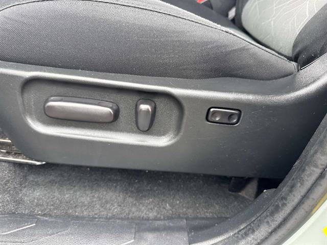 Used 2022 Toyota Tacoma TRD Sport AWD/4WD image 34