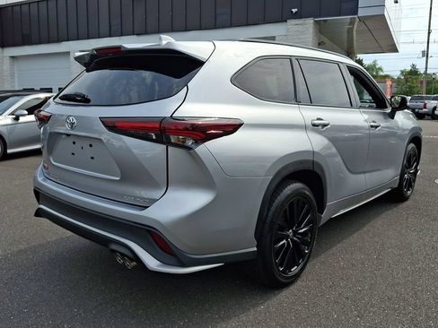 Certified 2025 Toyota Highlander XSE AWD/4WD image 5