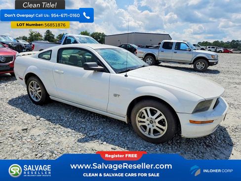 Used 2005 Ford Mustang GT RWD image 5