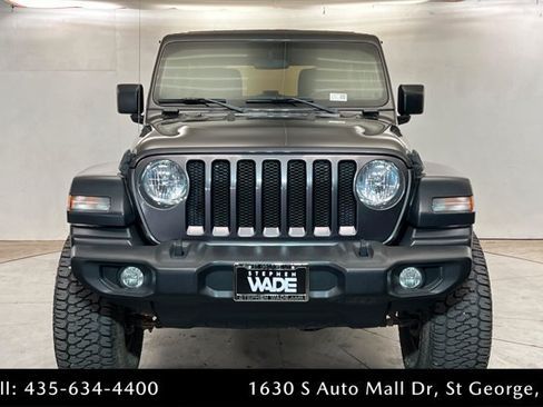 Used 2018 Jeep Wrangler Unlimited Sport S AWD/4WD image 8