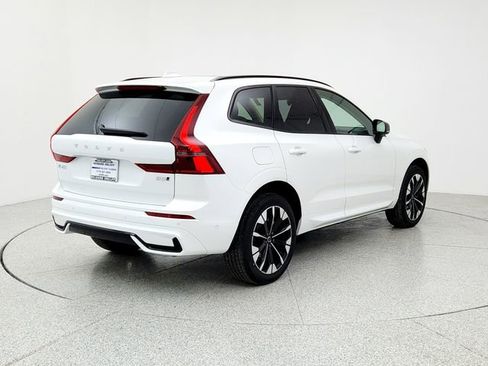 New 2026 Volvo XC60 B5 Plus w/ Climate Package image 5