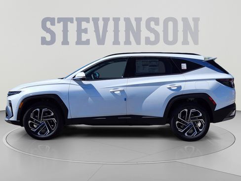 New 2026 Hyundai Tucson Limited AWD/4WD image 2