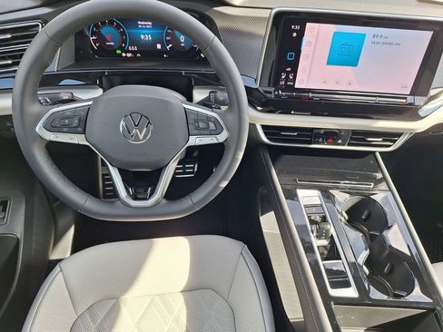 New 2026 Volkswagen Atlas Cross Sport SEL Premium R-Line image 21