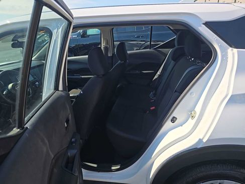 Used 2025 Nissan Kicks Play S FWD image 9