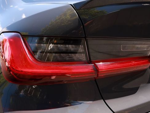 Used 2020 BMW M340i xDrive w/ Executive Package AWD/4WD image 45