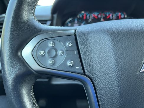 Used 2020 Chevrolet Suburban Premier AWD/4WD image 20