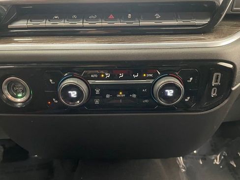 Certified 2022 Chevrolet Silverado 1500 LT Trail Boss w/ LPO, Dark Essentials Package image 6