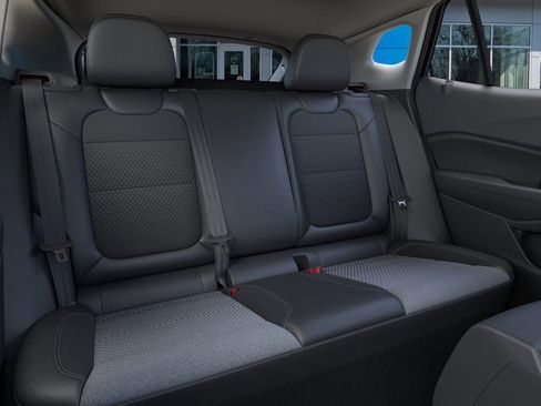 New 2026 Chevrolet Trax LT w/ Driver Confidence Package image 17