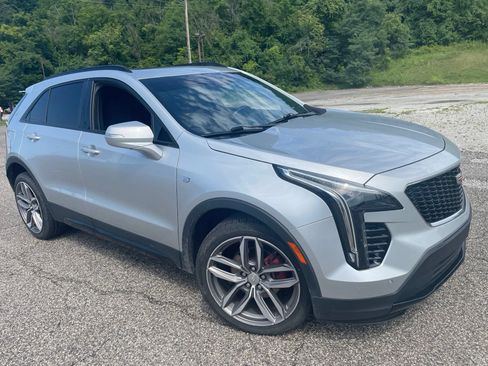 Used 2021 Cadillac XT4 Sport FWD image 3