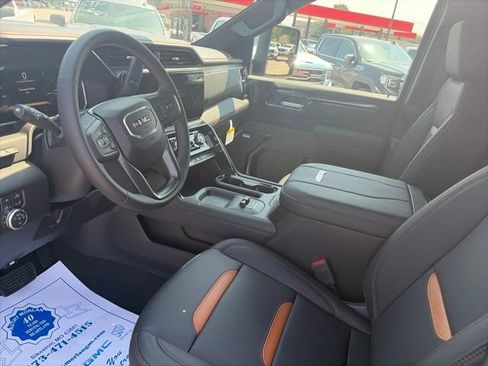 New 2026 GMC Sierra 2500 AT4 w/ AT4 Premium Plus Package AWD/4WD image 16