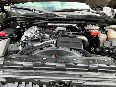 Used 2025 GMC Sierra 2500 Denali Ultimate image 12