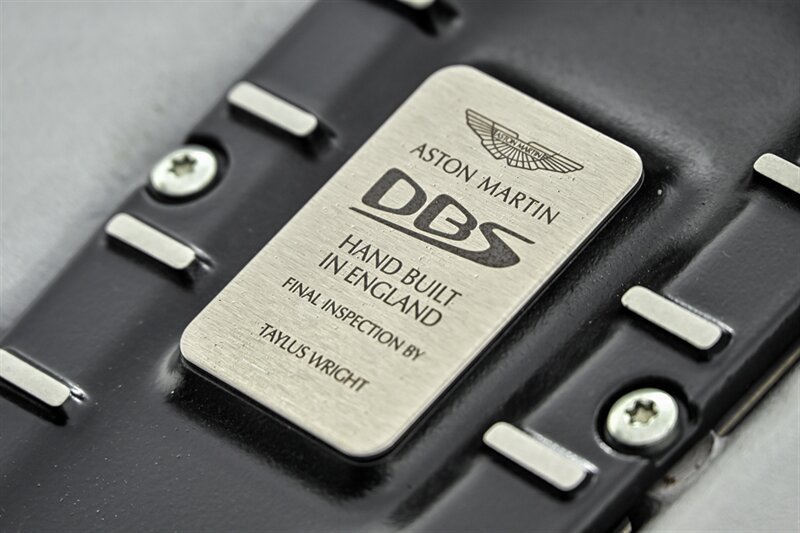 Used 2019 Aston Martin DBS Superleggera RWD image 28