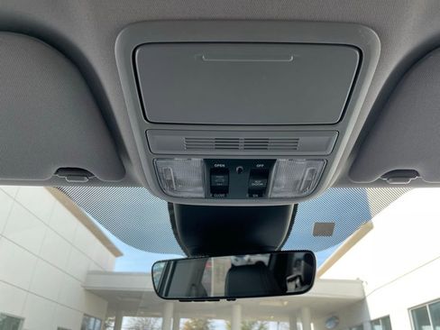 Certified 2024 Honda Odyssey EX-L image 16