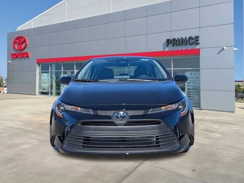 New 2026 Toyota Corolla LE image 9