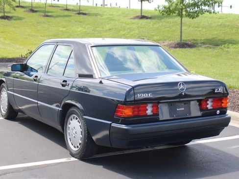 Used 1993 Mercedes-Benz 190 E 2.6 image 7