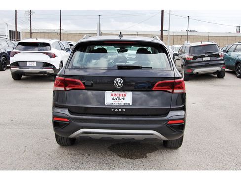Used 2024 Volkswagen Taos S image 6