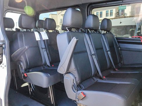 New 2025 Mercedes-Benz Sprinter 2500 image 17