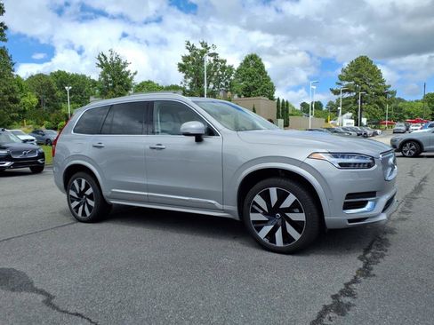 Used 2024 Volvo XC90 T8 Ultimate image 28