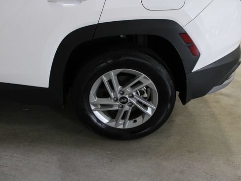 Used 2025 Hyundai Tucson SE AWD/4WD image 31