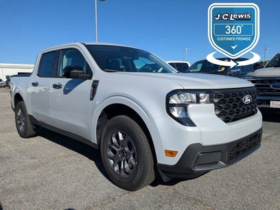 New 2025 Ford Maverick XLT w/ XLT Luxury Package