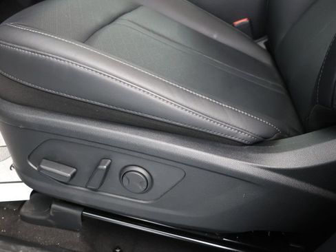 Used 2024 Kia Sorento EX image 7