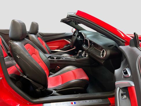 Used 2023 Chevrolet Camaro SS RWD image 28