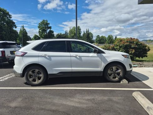 Used 2015 Ford Edge SE AWD/4WD image 4