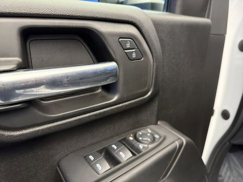 Used 2024 Chevrolet Silverado 2500 Custom w/ Custom Value Package AWD/4WD image 11