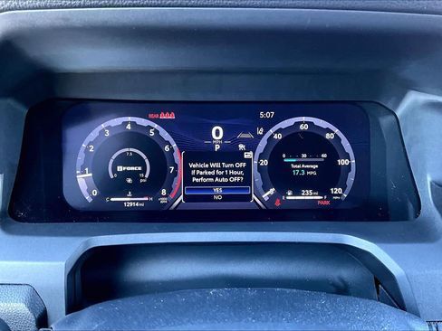 Used 2024 Toyota Tacoma Limited w/ Limited Package (LT) AWD/4WD image 25