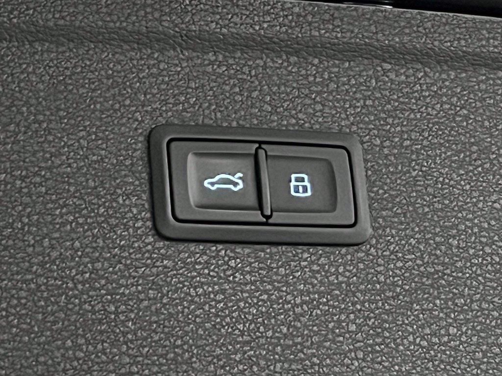 Used 2019 Audi SQ5 Premium Plus w/ Premium Plus Package AWD/4WD image 36