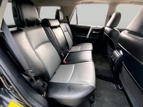 Used 2015 Toyota 4Runner SR5 Premium RWD image 19