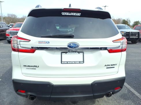 Used 2023 Subaru Ascent Limited image 4