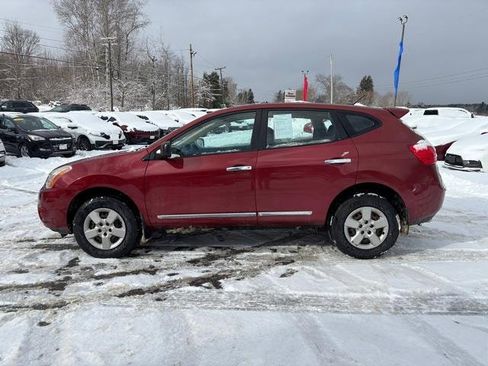 Used 2013 Nissan Rogue S image 4
