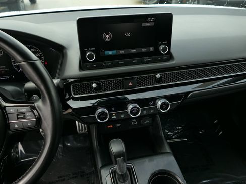 Used 2024 Honda Civic Sport image 16