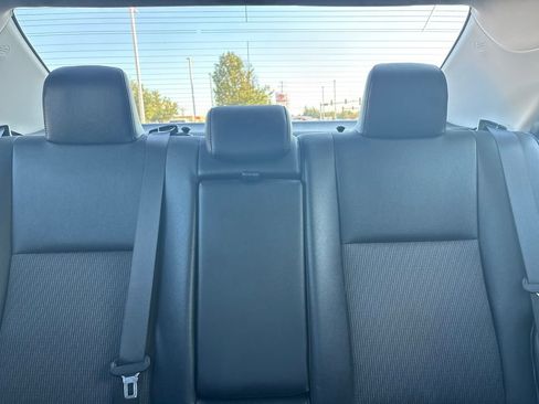 Used 2019 Toyota Corolla SE FWD image 17