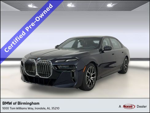 Used 2023 BMW 760i xDrive w/ Luxury Rear Seating Package AWD/4WD image 1