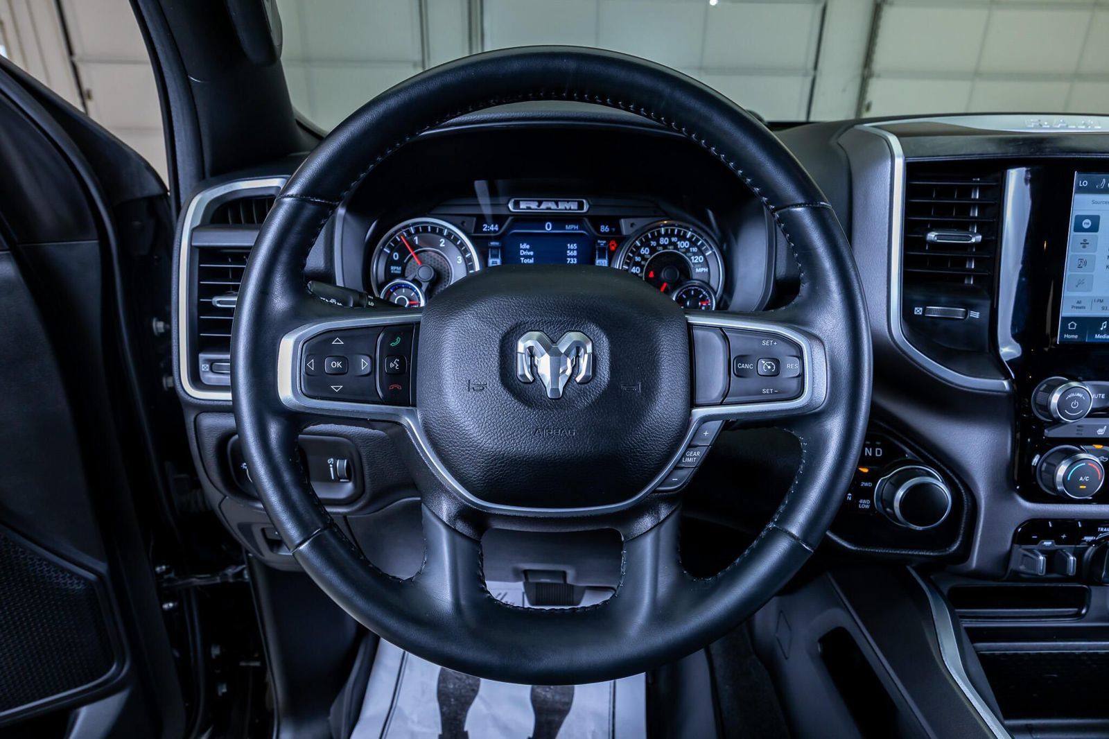 Used 2023 RAM 1500 Big Horn AWD/4WD image 15