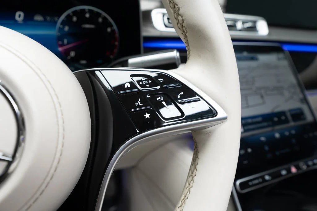 Used 2023 Mercedes-Benz Maybach S 580 4MATIC image 30