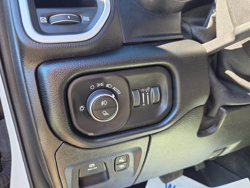 Used 2019 RAM 1500 Big Horn AWD/4WD image 10