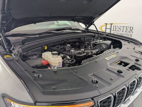 Certified 2024 Jeep Grand Cherokee Limited w/ Luxury Tech Group II image 40