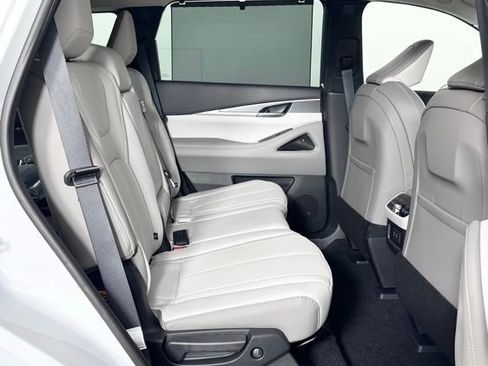 New 2026 INFINITI QX60 Luxe w/ Cargo Package AWD/4WD image 28